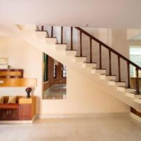 Luho Stone House Bed & Breakfast Bangalore Dış mekan fotoğraf