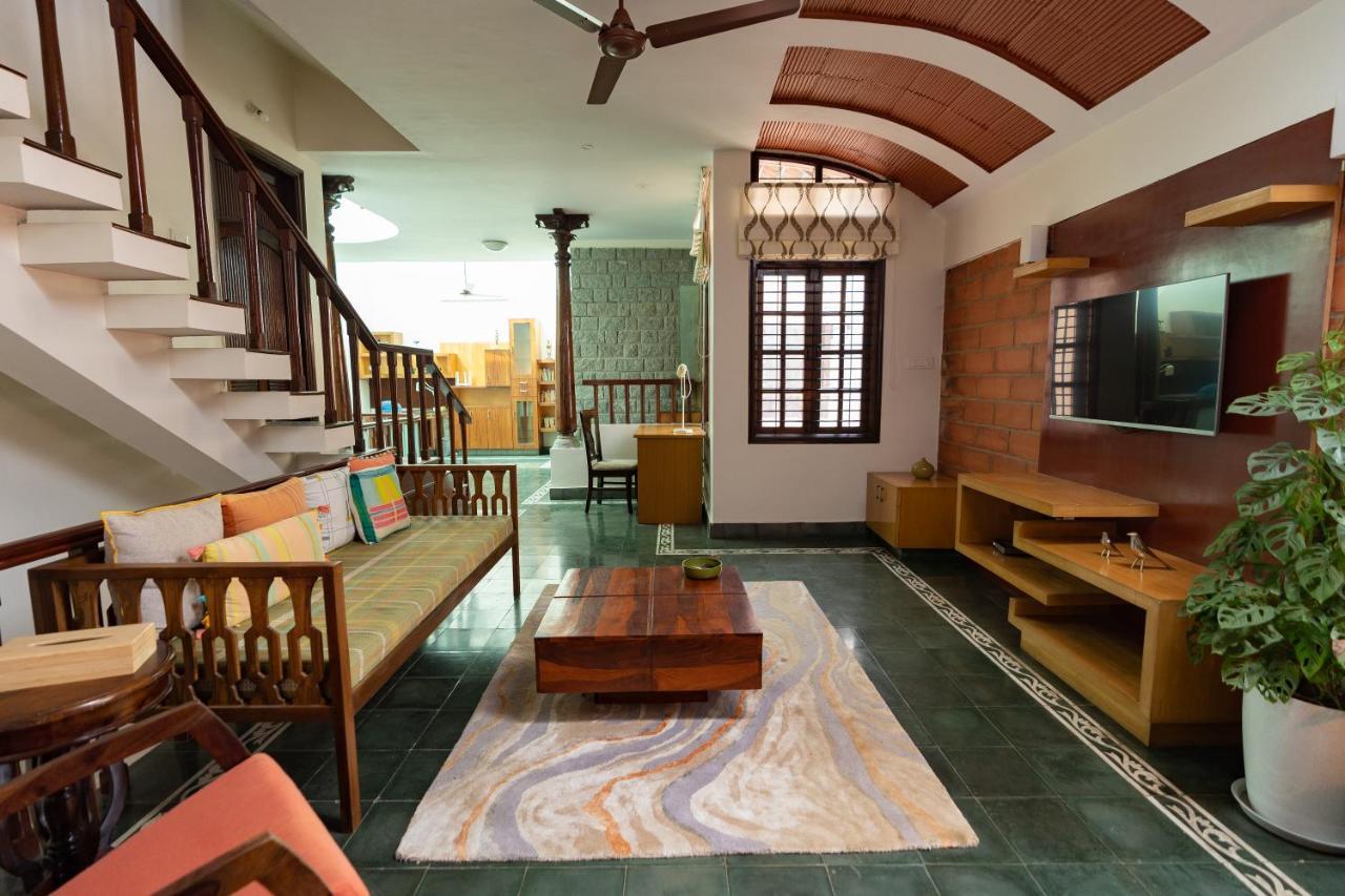 Luho Stone House Bed & Breakfast Bangalore Dış mekan fotoğraf